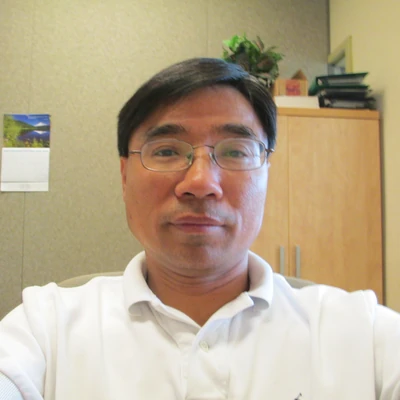 Portrait of Dr. Charlie Yang