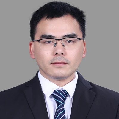 Portrait of Dr. Kenny Lei