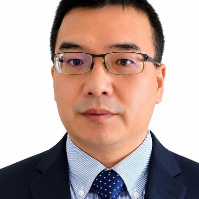 Portrait of Dr. Noah Liu