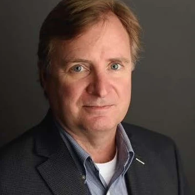 Portrait of Todd Glogovsky