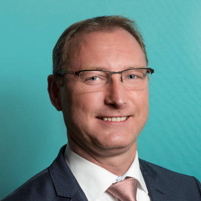 Michaël Adam, Avient